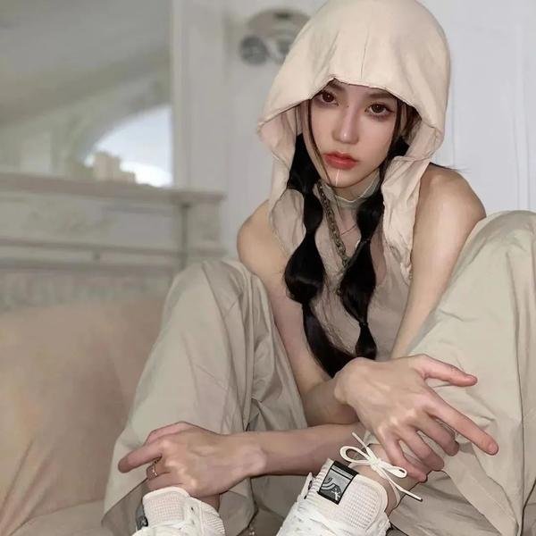 住楼上的女人